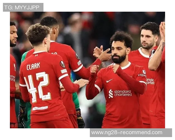 欧联杯激战曼联与国米零平局帽子戏法瞬间点燃全场激情分析