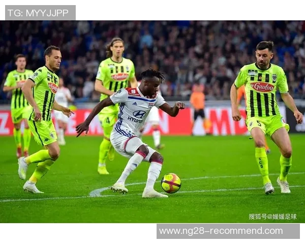 德甲精彩对决里昂与波尔图战成平局十大进球瞬间引爆全场激情