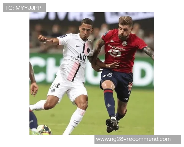 足总杯激战巴黎圣日耳曼小胜AC米兰引发转会风波与球迷热议