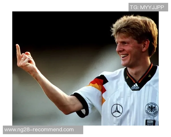 足总杯精彩对决拜仁完胜曼联补时进球点燃全场热情